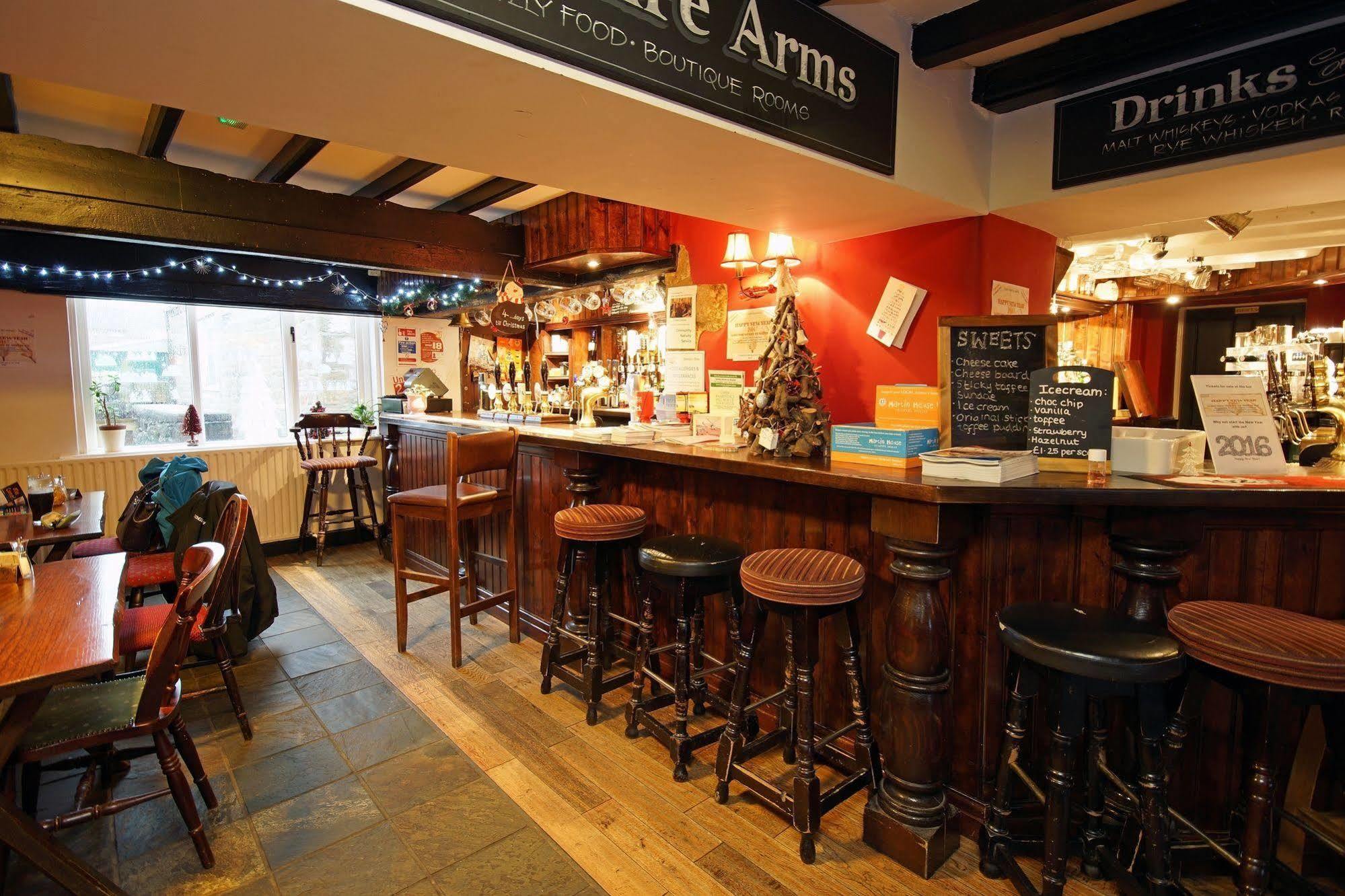 Devonshire Arms Inn Cracoe エクステリア 写真